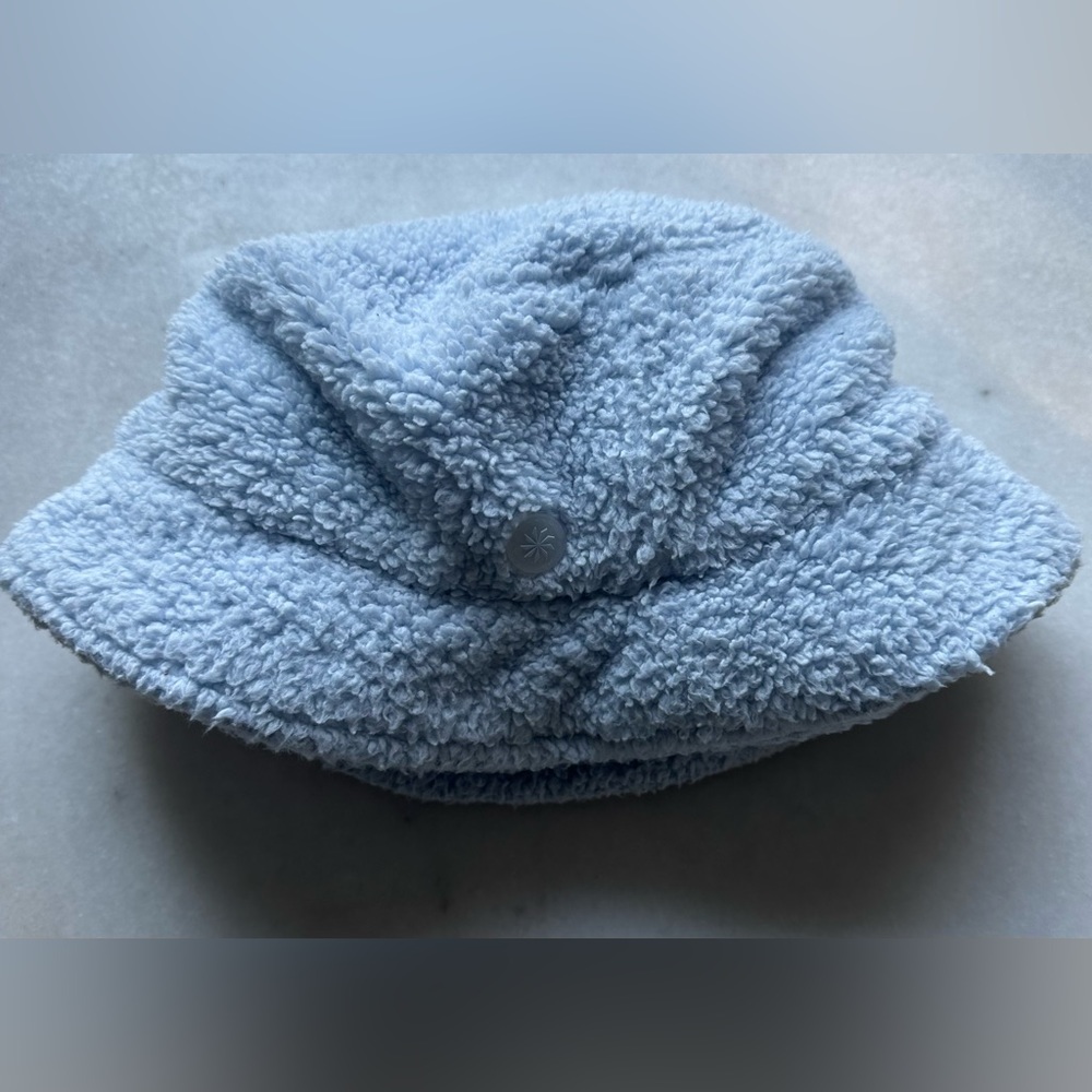 Athleta Girl Sherpa Bucket Hat M/L